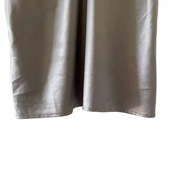 Zara Women’s Silver Gray Spaghetti Straps V-Neck Minimalist Top SZ S #1158 - Picture 3 of 11